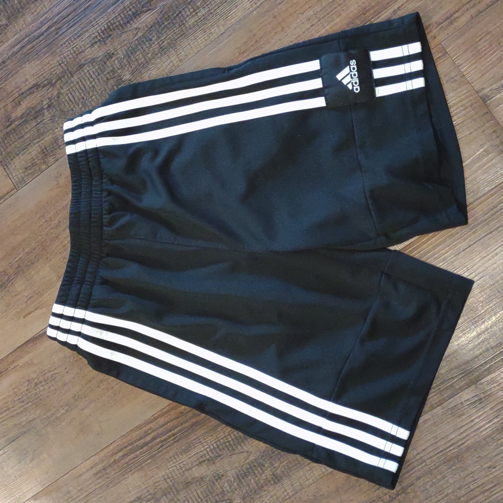 Boy's Adidas Shorts (M 10-12)